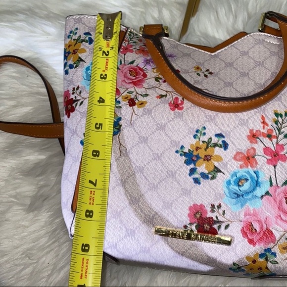 Steve Madden “BJAPAN” Cream Monogram Crossbody Bag - Picture 4 of 6